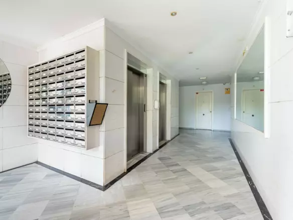 1-bedroom Apartment In Marbella, Spain (64 M²)