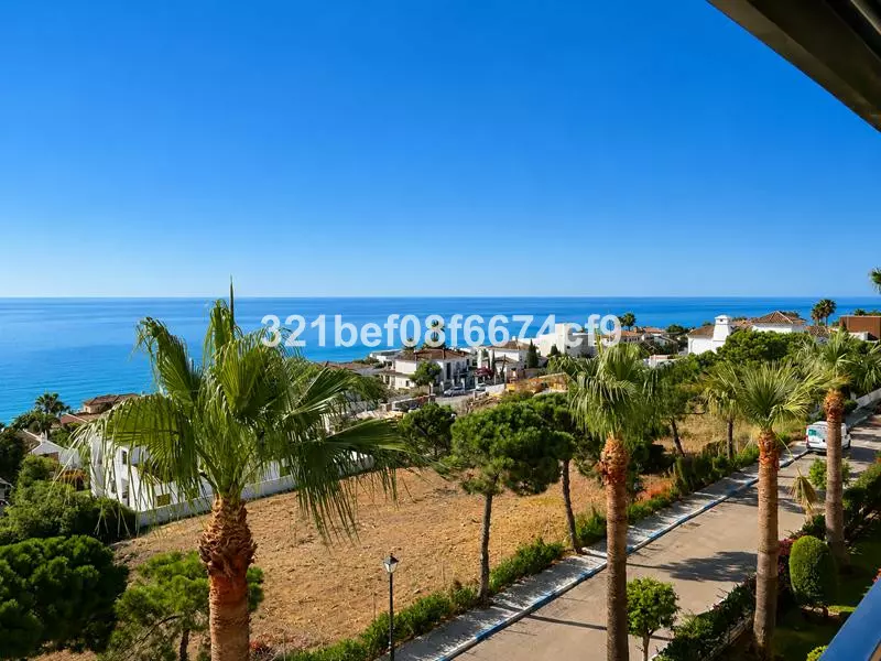 3-bedroom Apartment In Manilva, Spain (170 M²)