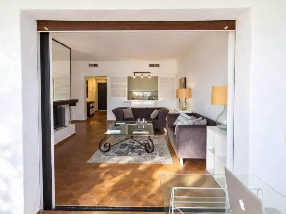 1-bedroom Apartment In Marbella, Spain (85 M²)