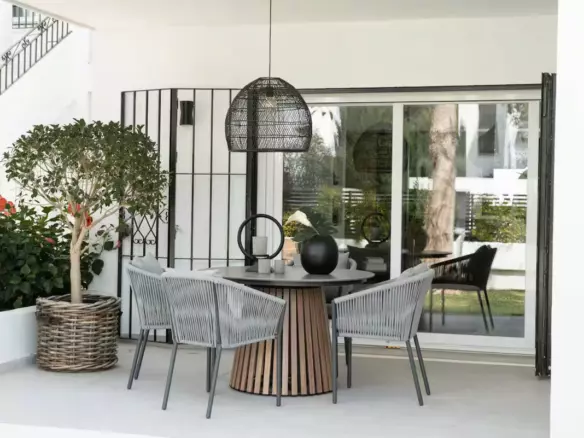 2-bedroom Apartment In Marbella, Spain (95 M²)
