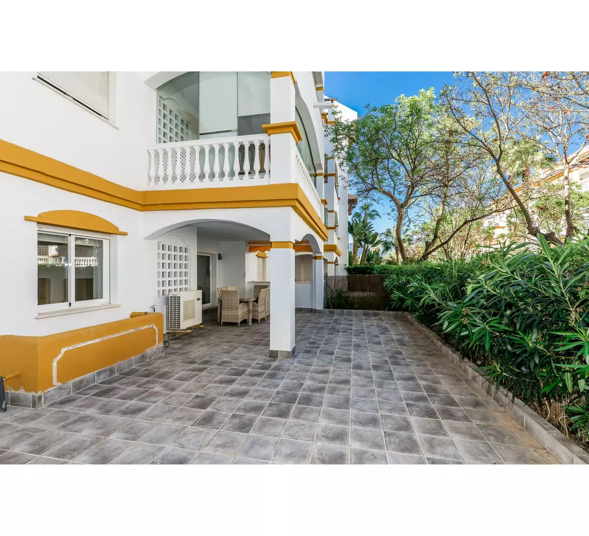 2-bedroom Apartment In Marbella, Spain (90 M²)