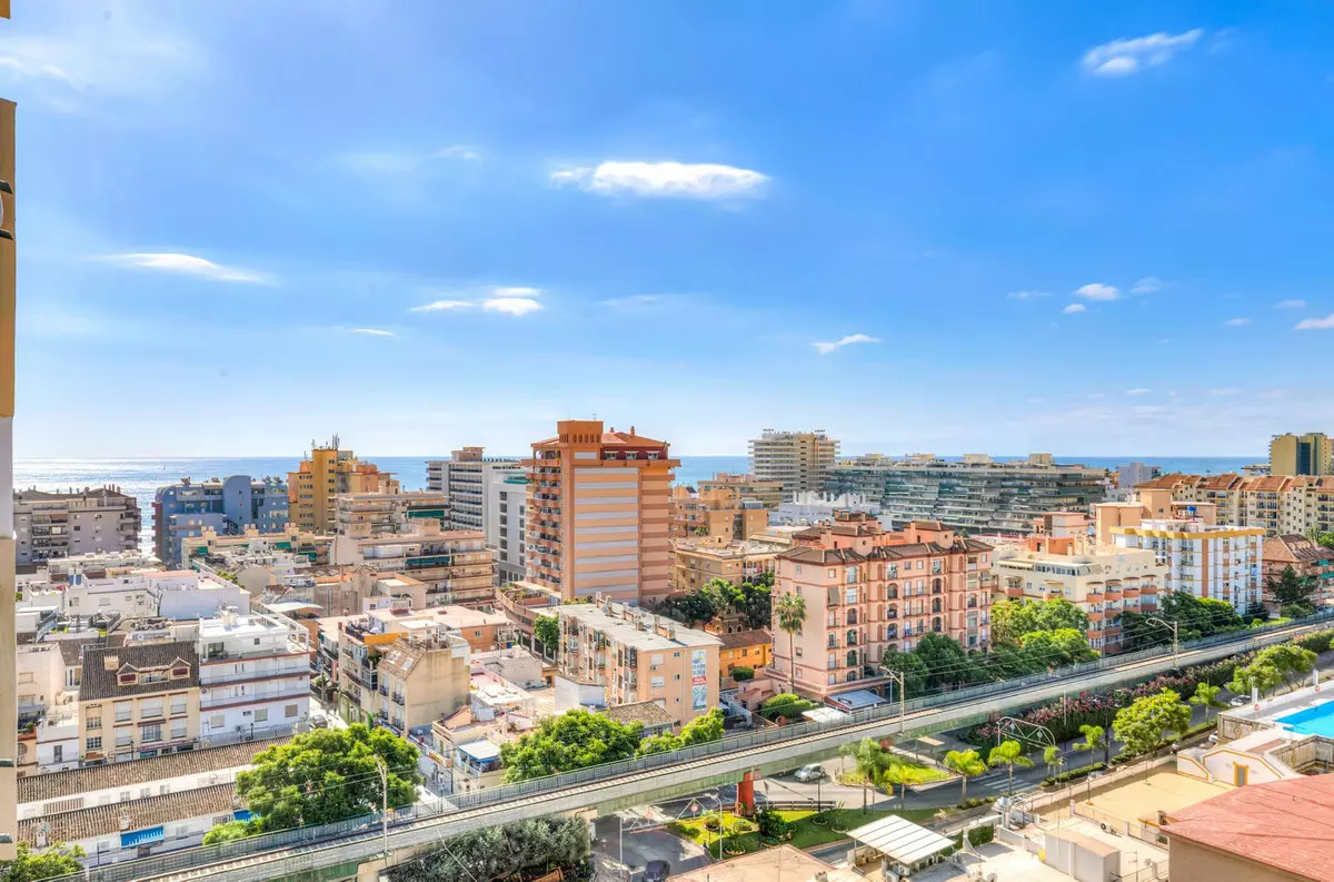 3-bedroom Apartment In Fuengirola, Spain (106 M²)