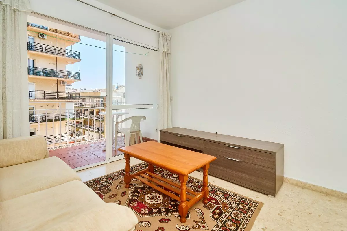 4-bedroom Apartment In Fuengirola, Spain (82 M²)