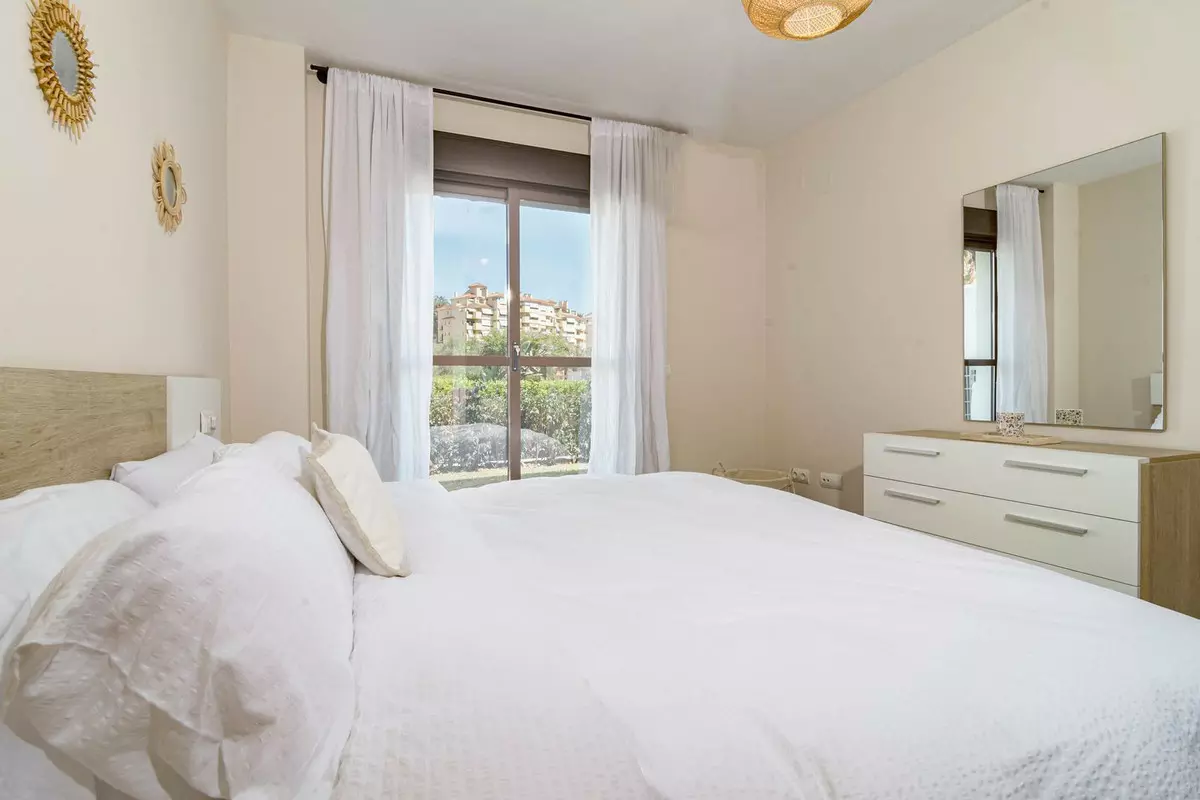 2-bedroom Apartment In Estepona, Spain (97 M²)