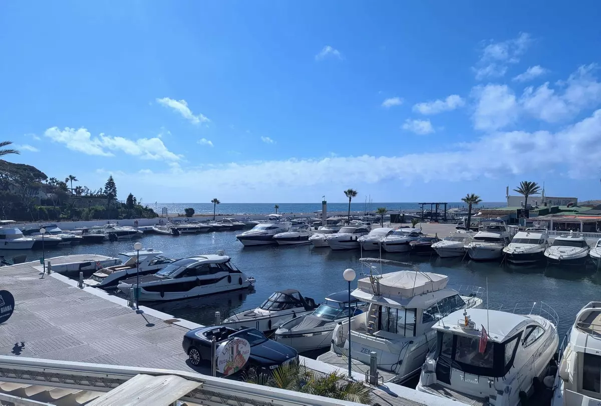 2-bedroom Apartment In Marbella, Spain (100 M²)