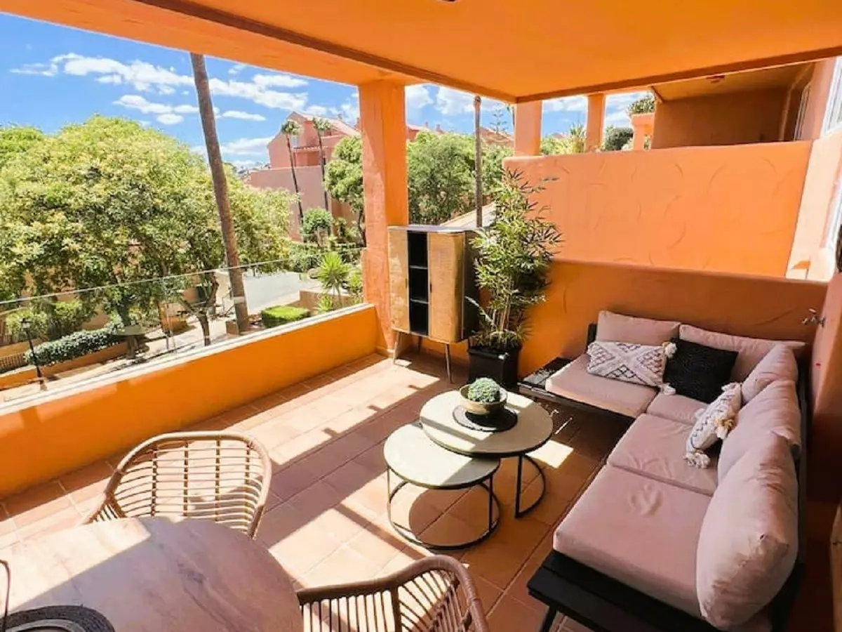 2-bedroom Apartment In Marbella, Spain (121 M²)