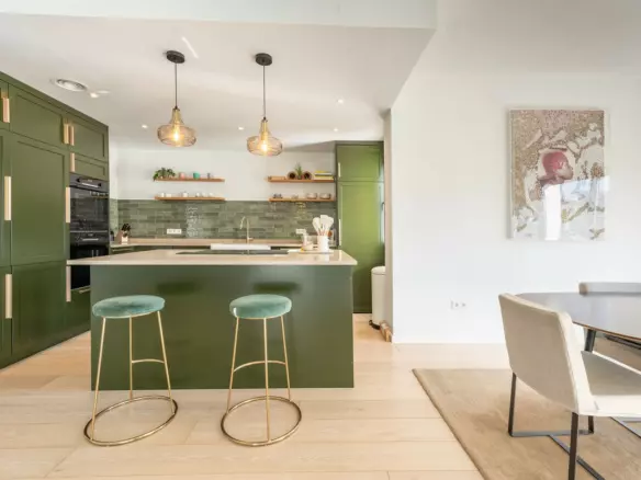 3-bedroom Villa In Istan, Spain (144 M²)