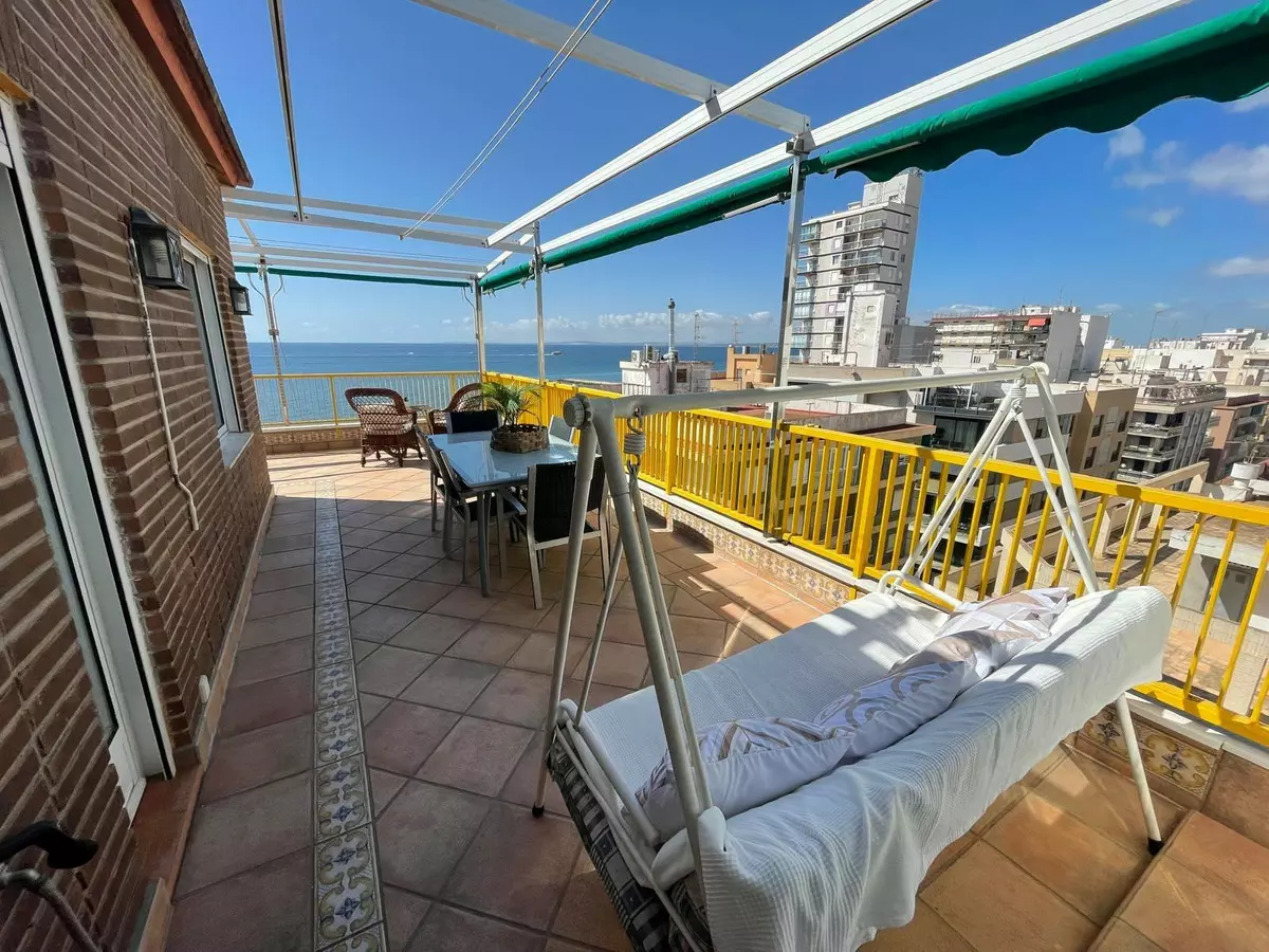 3-bedroom Apartment In Santa Pola, Spain (110 M²)