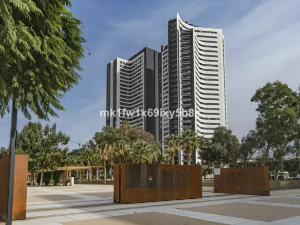 2-bedroom Apartment In Málaga, Spain (83 M²)