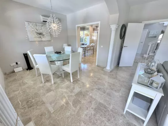 4-bedroom Villa In Mijas, Spain (344 M²)