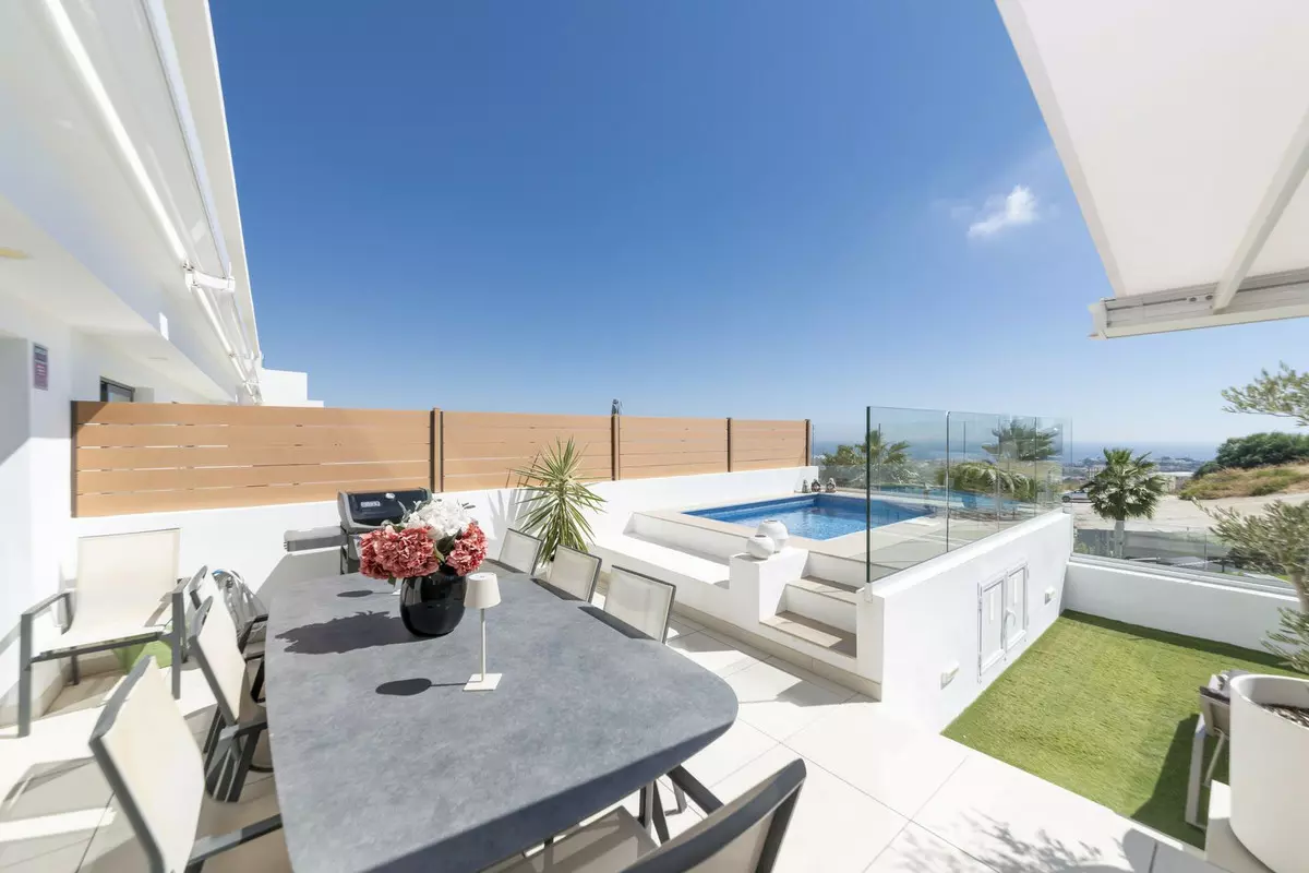 3-bedroom Apartment In Mijas, Spain (152 M²)