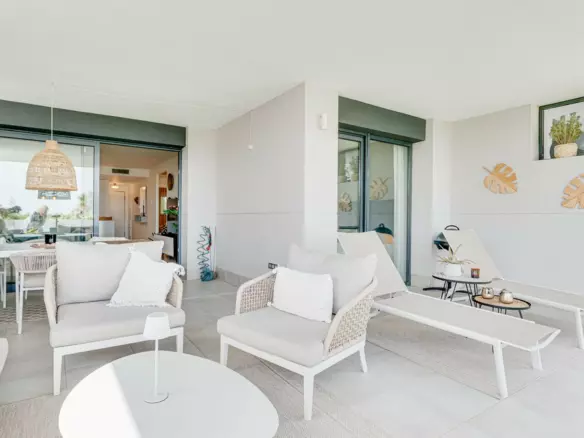 2-bedroom Apartment In Manilva, Spain (79 M²)