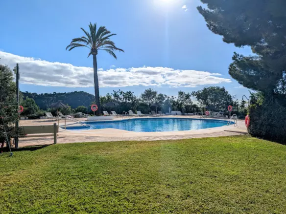 2-bedroom Town House In Istan, Spain (197 M²)