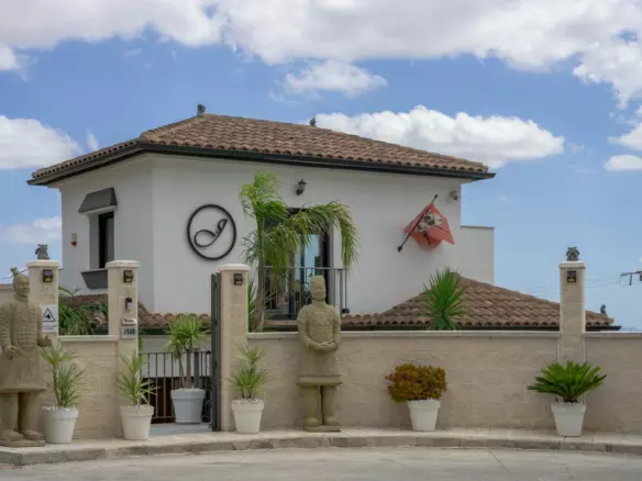 3-bedroom Villa In Casarabonela, Spain (232 M²)