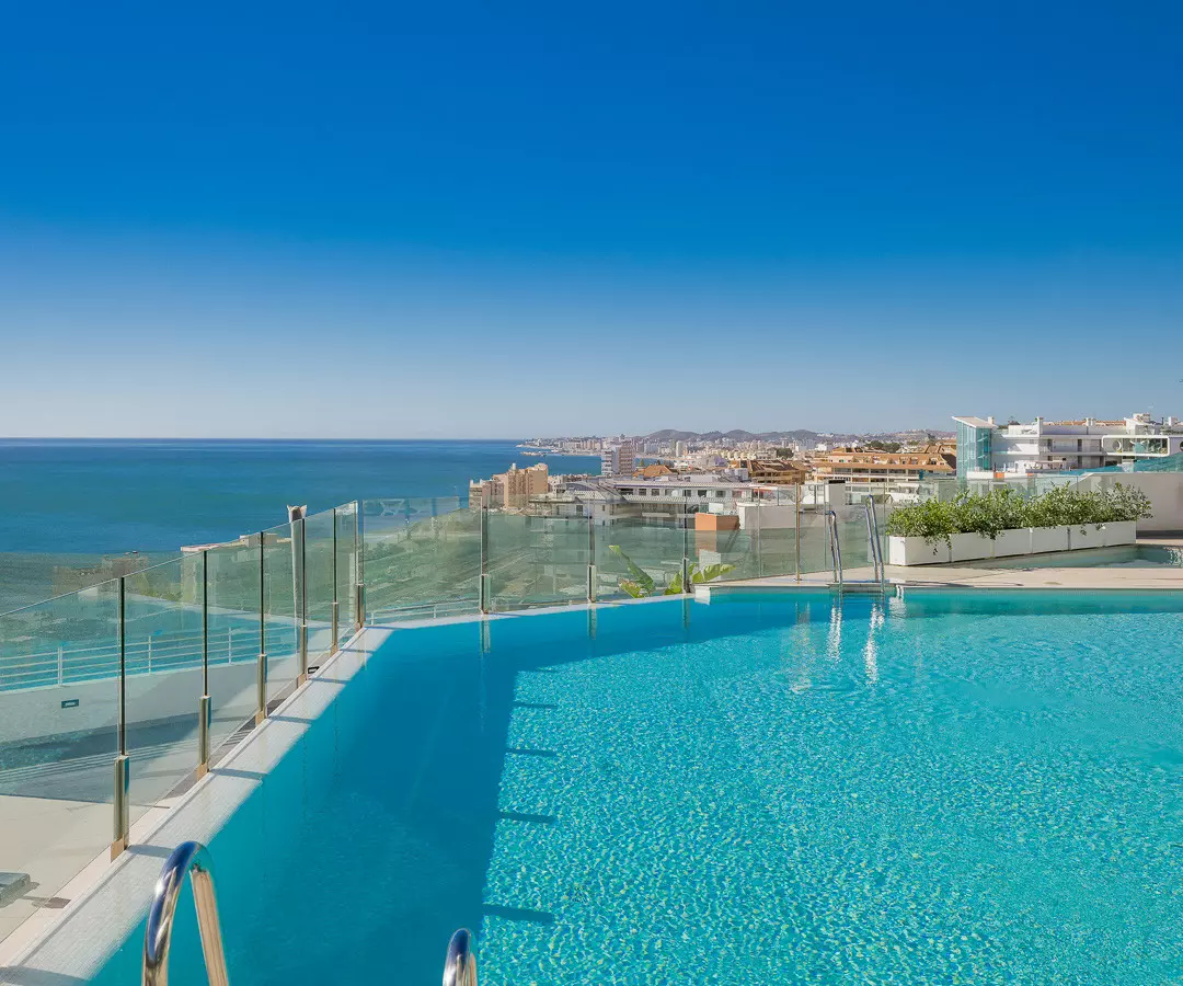 2-bedroom Apartment In Fuengirola, Spain (105 M²)