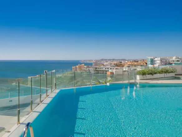 2-bedroom Apartment In Fuengirola, Spain (105 M²)