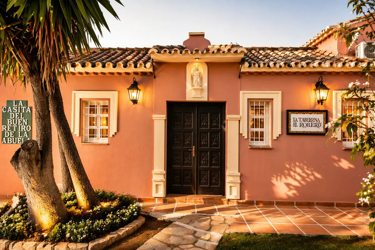 5-bedroom Villa In Marbella, Spain (650 M²)