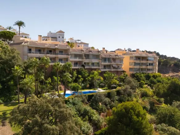 3-bedroom Apartment In Alhaurín El Grande, Spain (189 M²)