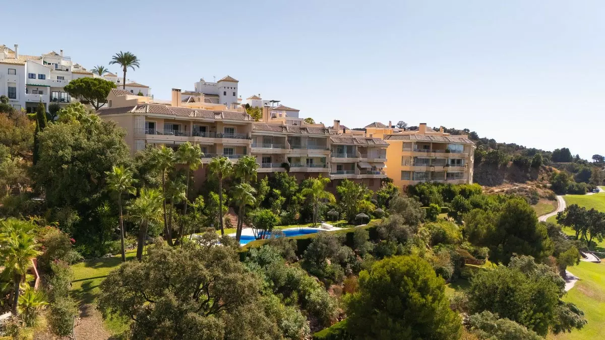 3-bedroom Apartment In Alhaurín El Grande, Spain (189 M²)