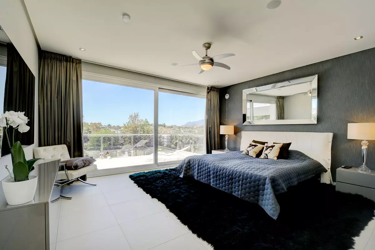 5-bedroom Villa In Marbella, Spain (627 M²)