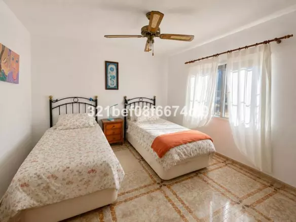 3-bedroom Town House In Málaga, Spain (140 M²)