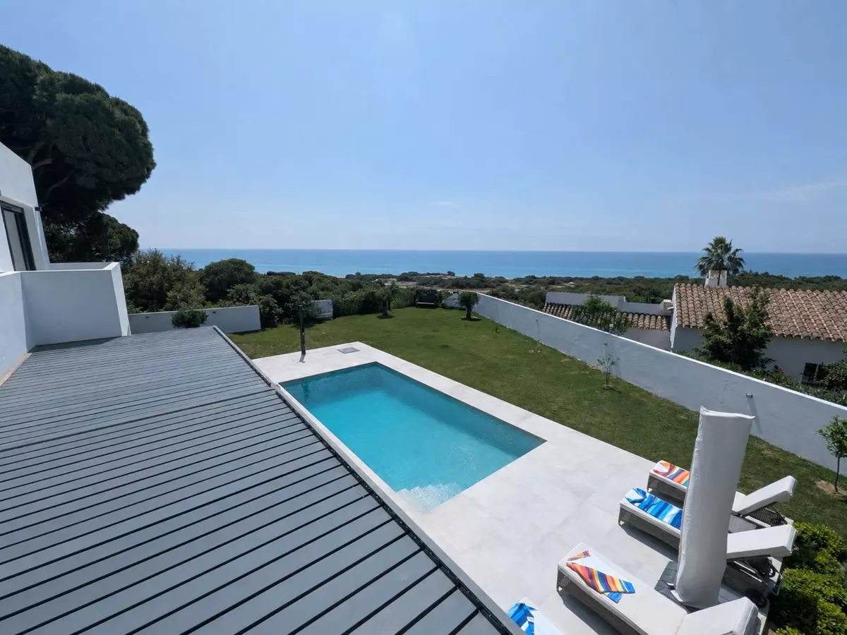 3-bedroom Villa In Marbella, Spain (245 M²)