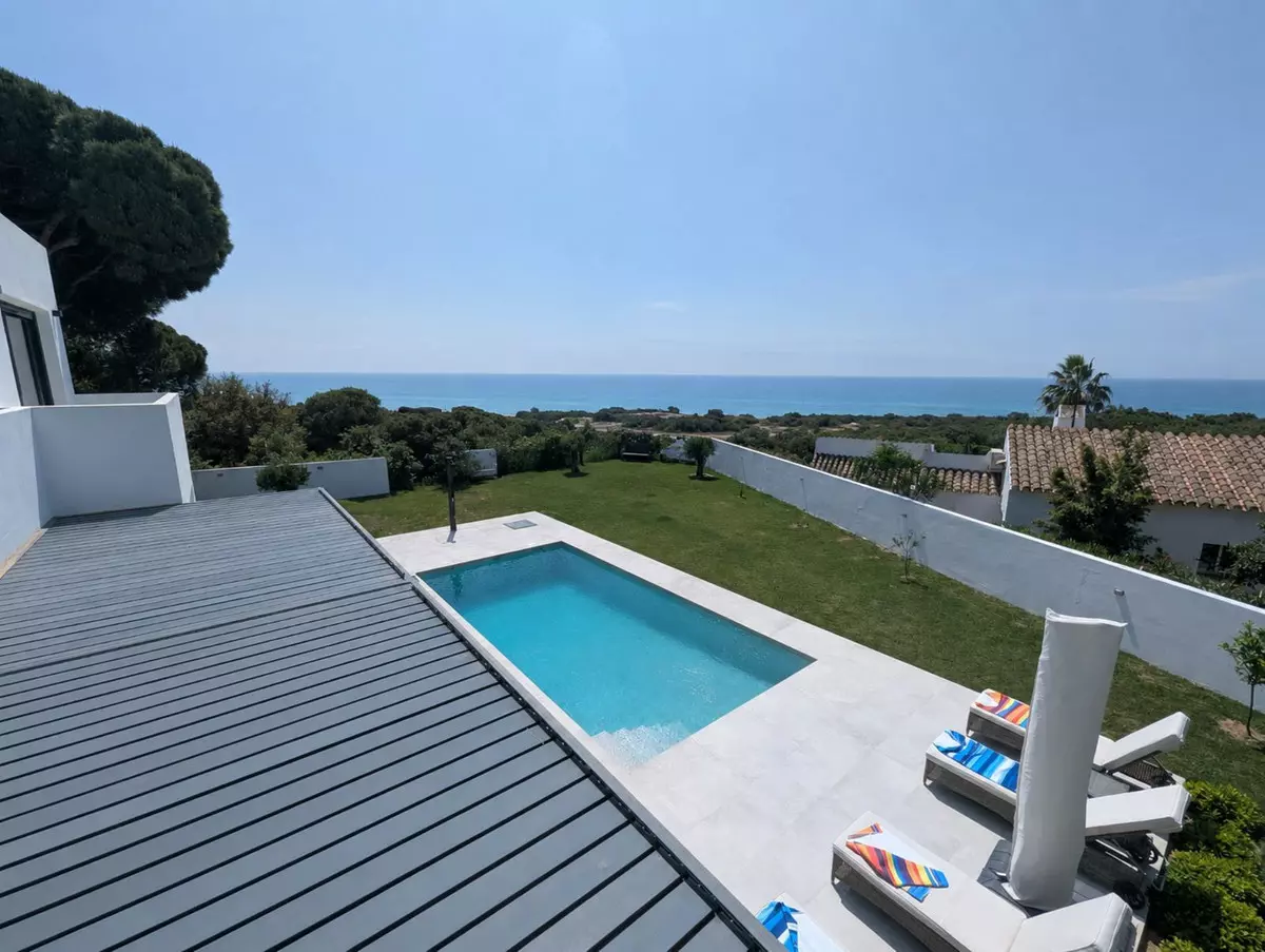 3-bedroom Villa In Marbella, Spain (245 M²)
