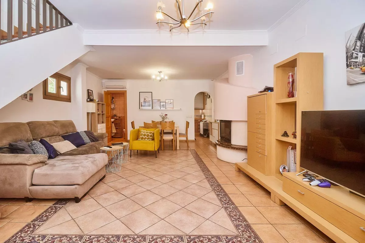 4-bedroom Town House In Fuengirola, Spain (145 M²)