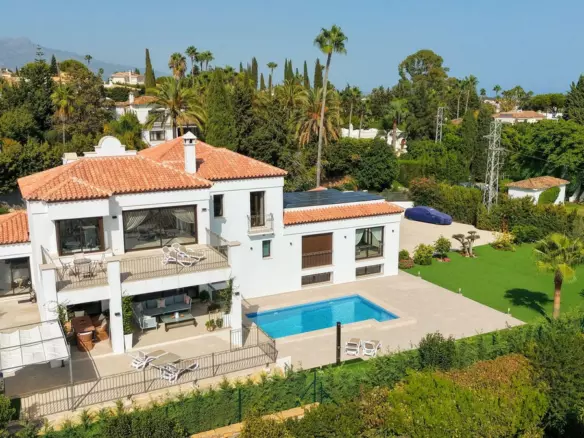 5-bedroom Villa In Estepona, Spain (600 M²)