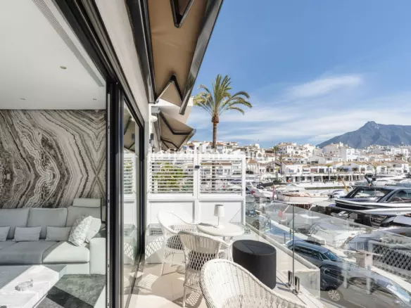 2-bedroom Apartment In Marbella, Spain (138 M²)