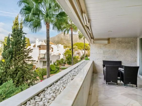 2-bedroom Apartment In Marbella, Spain (127 M²)