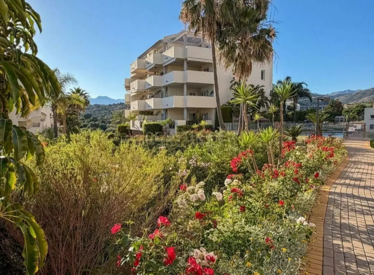 3-bedroom Apartment In Marbella, Spain (155 M²)