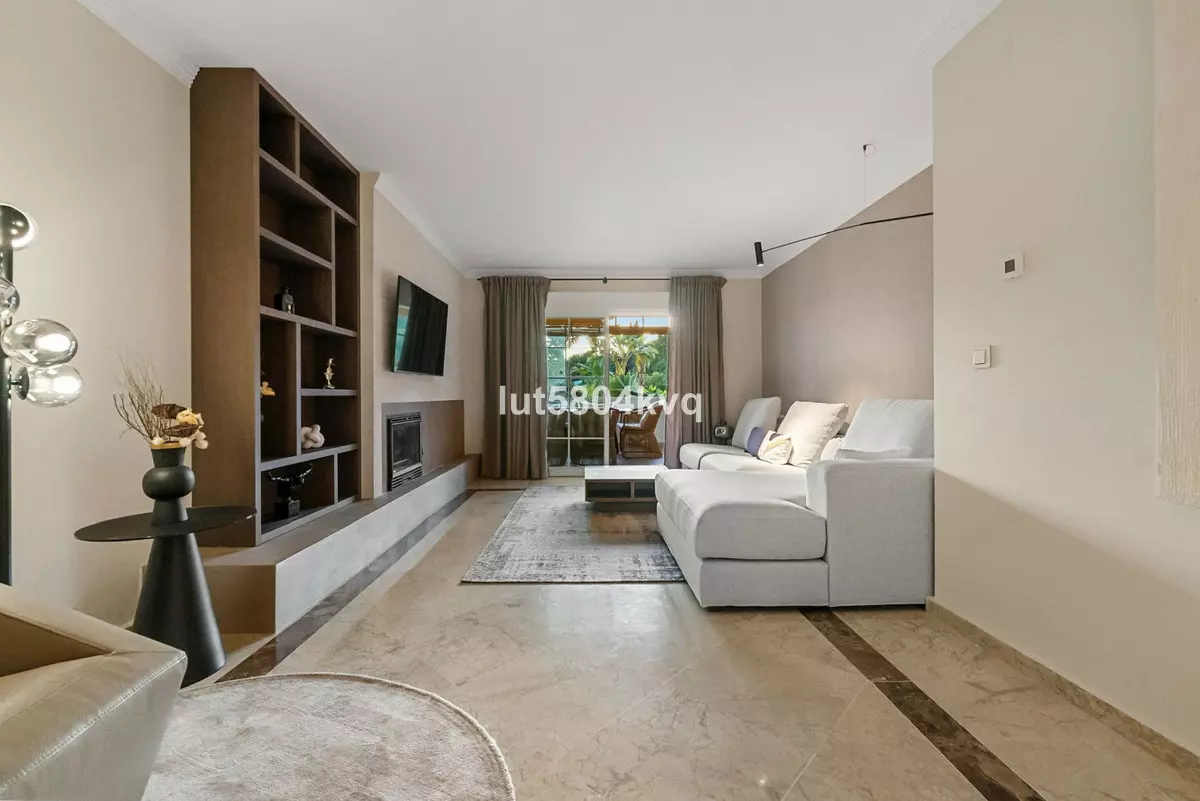 3-bedroom Apartment In Marbella, Spain (160 M²)