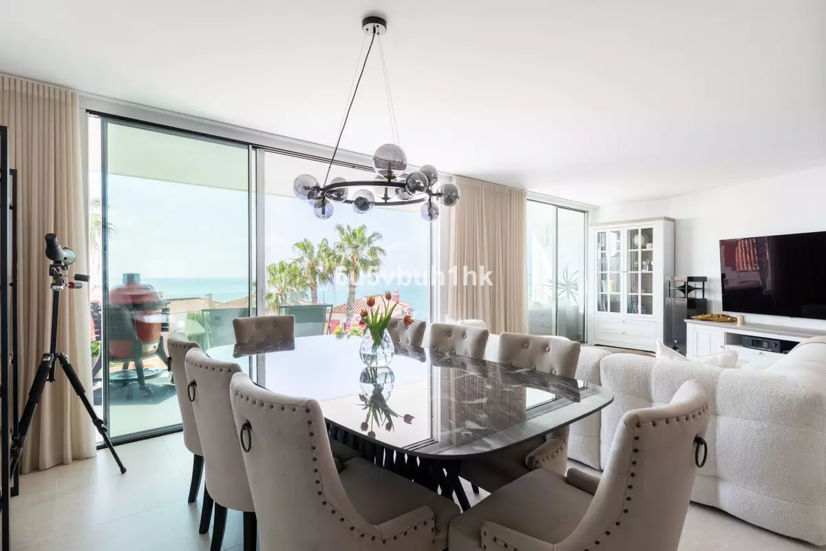 3-bedroom Apartment In Benalmádena, Spain (185 M²)