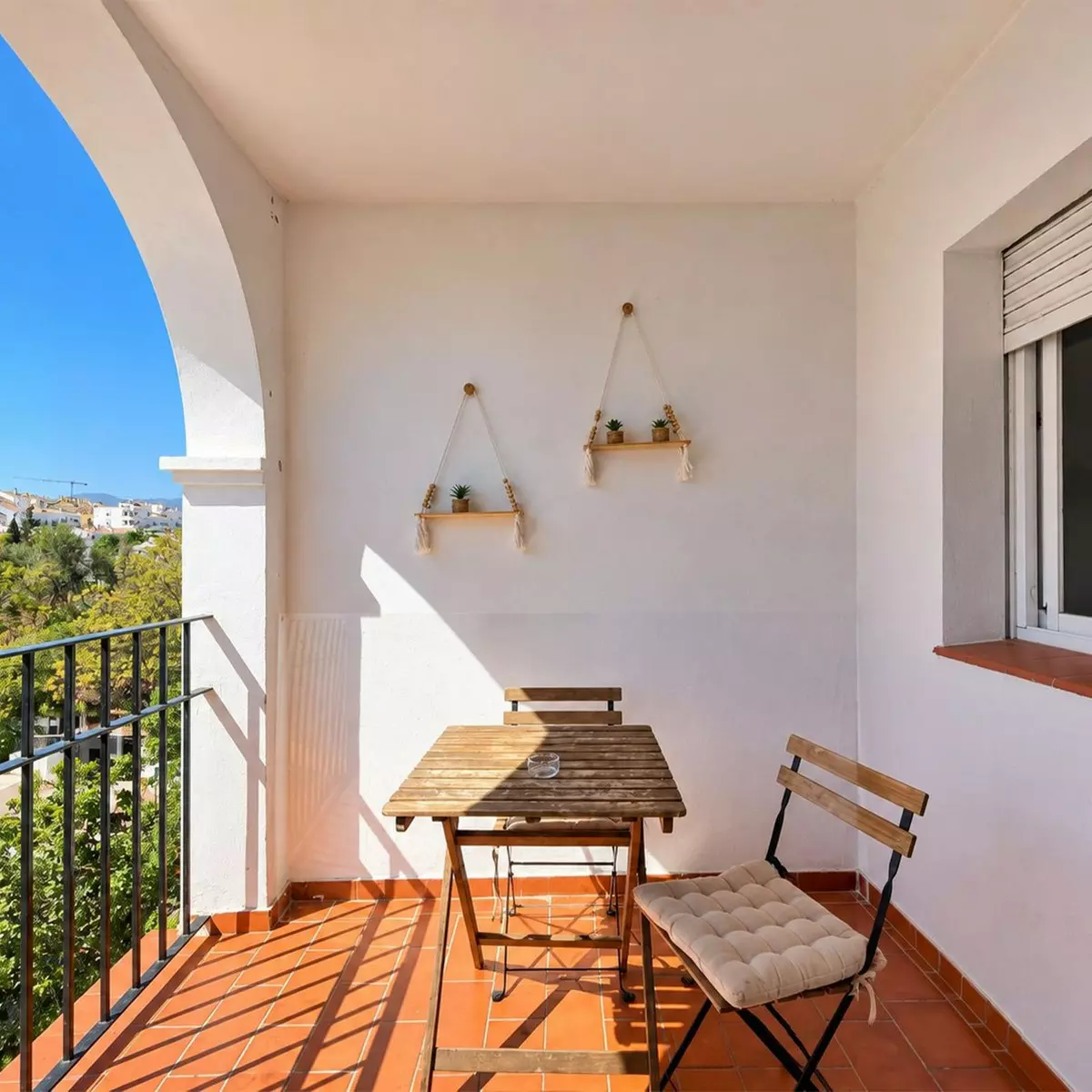 ShowFeedImage-30f348 5-bedroom Apartment In Estepona, Spain (116 M²)