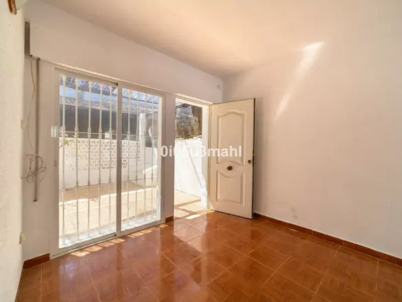 2-bedroom Villa In Rincón De La Victoria, Spain (42 M²)