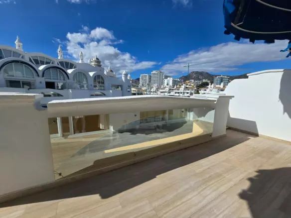 2-bedroom Apartment In Benalmádena, Spain (107 M²)