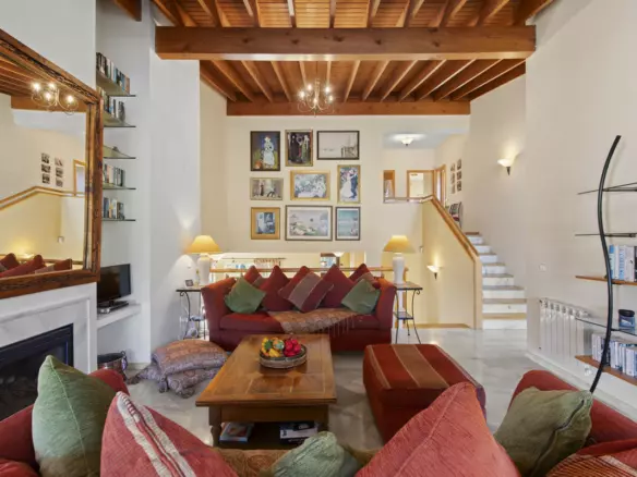 3-bedroom Villa In Benahavis, Spain (245 M²)