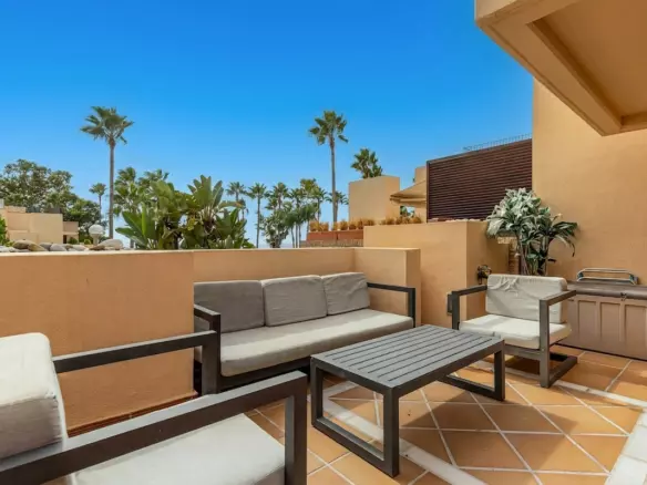 2-bedroom Apartment In Estepona, Spain (129 M²)