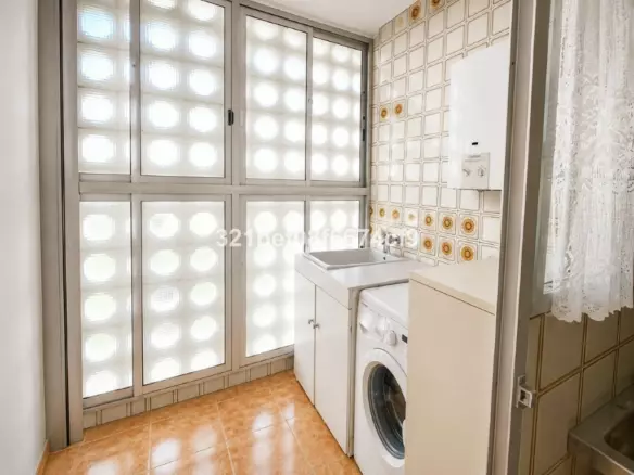 4-bedroom Apartment In Málaga, Spain (120 M²)