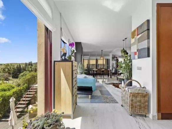 3-bedroom Villa In Málaga, Spain (260 M²)