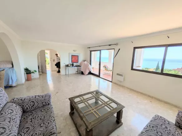3-bedroom Villa In Benalmádena, Spain (197 M²)