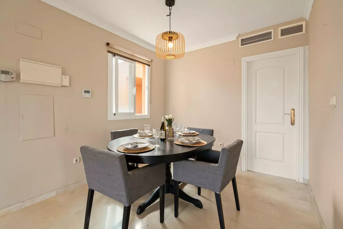 2-bedroom Apartment In Marbella, Spain (158 M²)