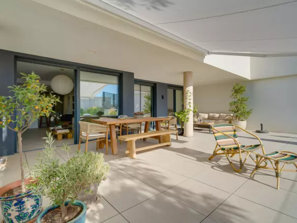2-bedroom Apartment In Marbella, Spain (188 M²)