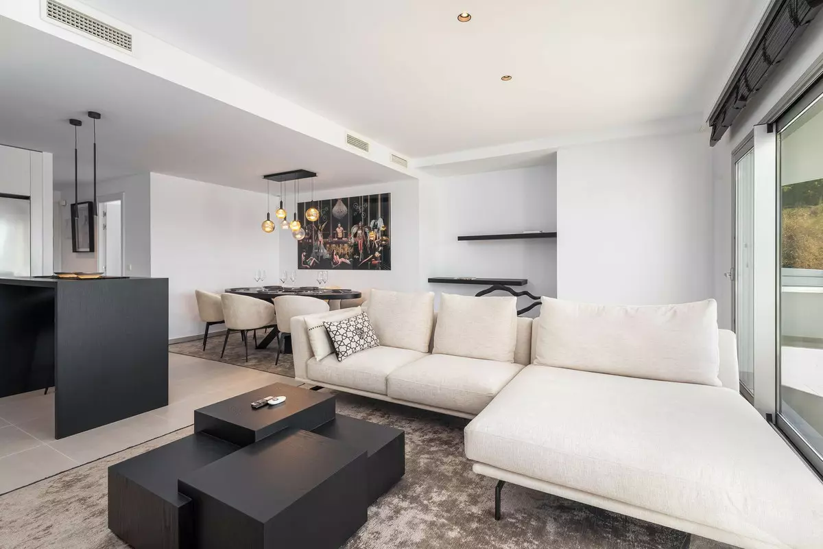 3-bedroom Apartment In Estepona, Spain (135 M²)