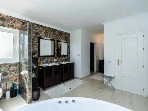4-bedroom Villa In Mijas, Spain (413 M²)