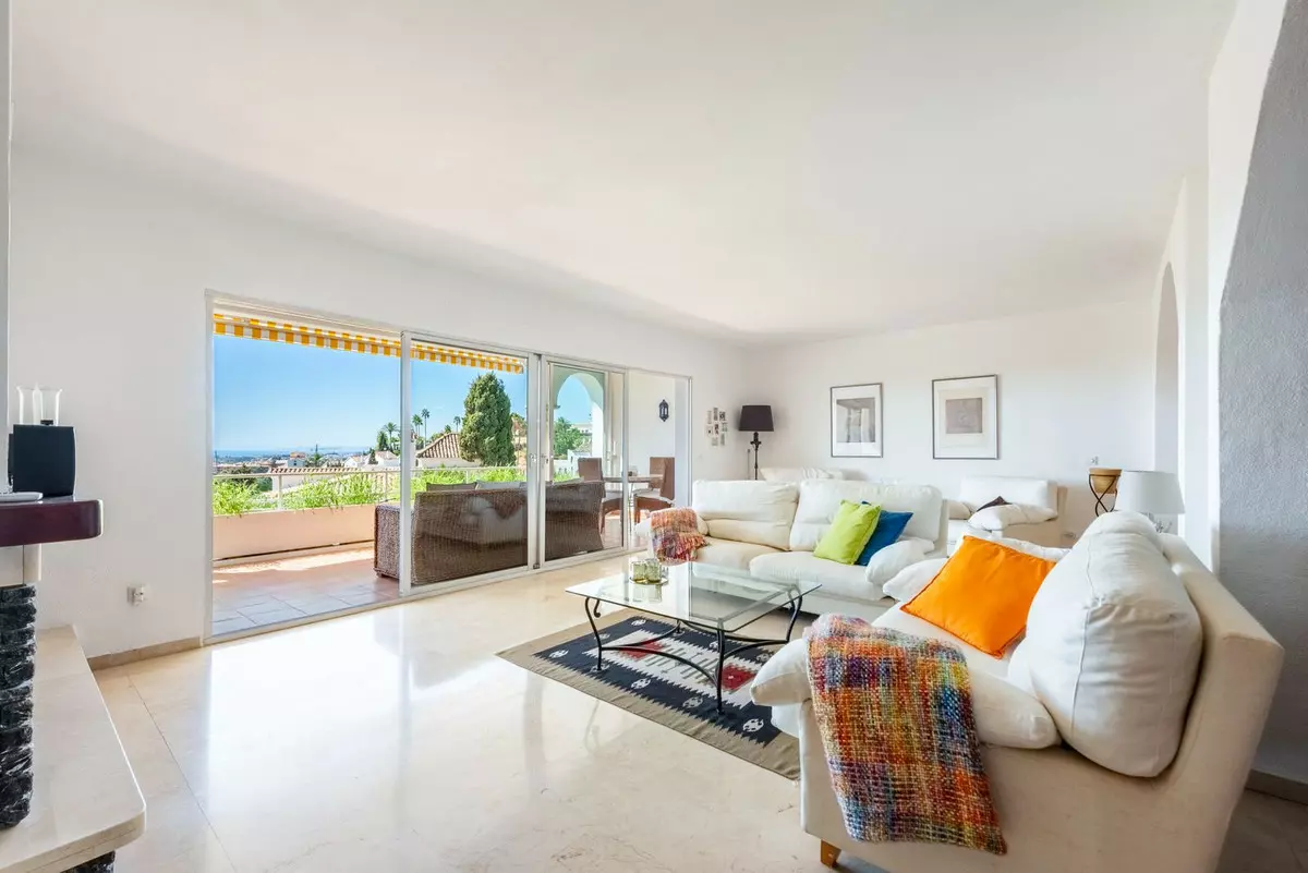 2-bedroom Town House In Estepona, Spain (135 M²)