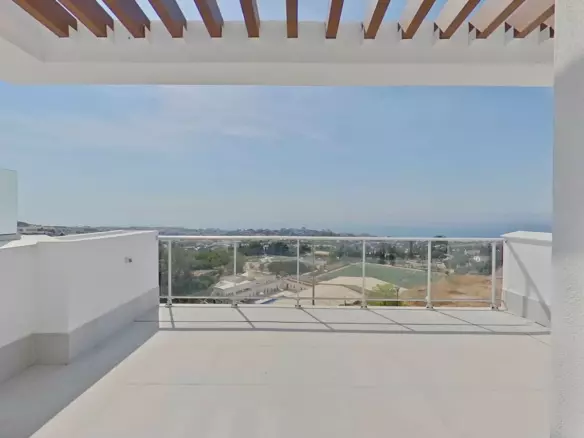 2-bedroom Apartment In Benalmádena, Spain (116 M²)