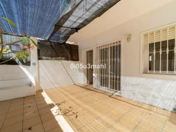 2-bedroom Villa In Rincón De La Victoria, Spain (42 M²)