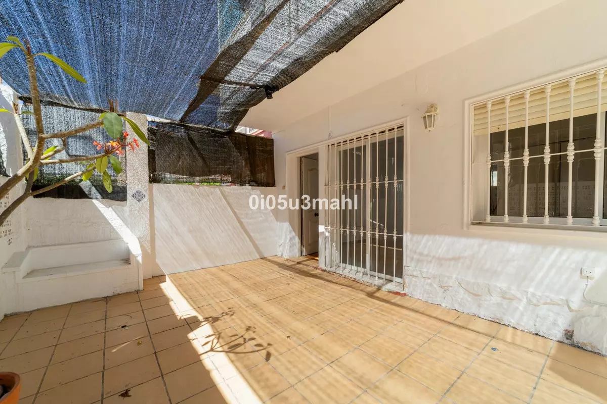 2-bedroom Villa In Rincón De La Victoria, Spain (42 M²)